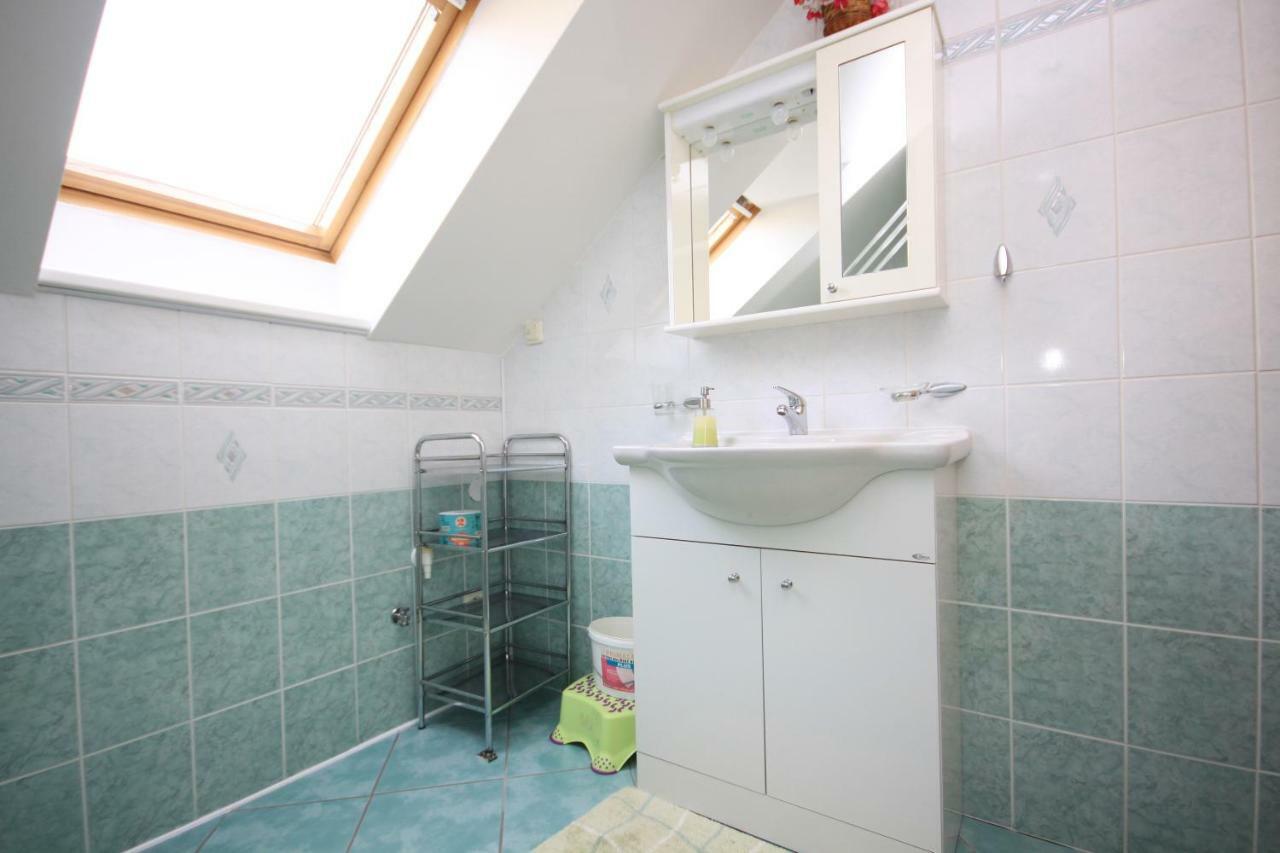 Apartman Pod Cernou Horou Rožnov pod Radhoštěm Eksteriør bilde