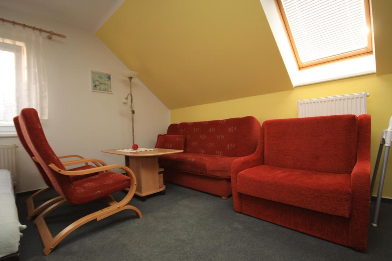 Apartman Pod Cernou Horou Rožnov pod Radhoštěm Eksteriør bilde