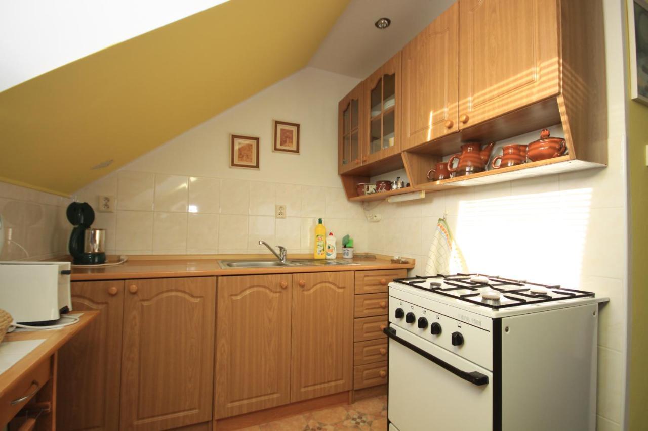 Apartman Pod Cernou Horou Rožnov pod Radhoštěm Eksteriør bilde
